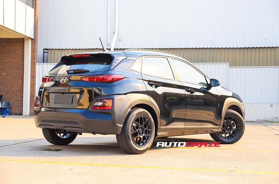 HYUNDAI KONA RELOAD SATIN BLACK